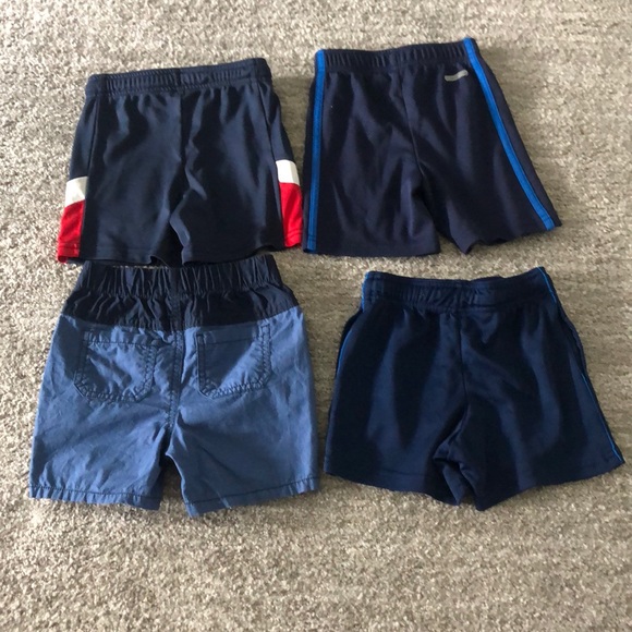 Toddler Boy Shorts 2T and 24 Month - Picture 2 of 2